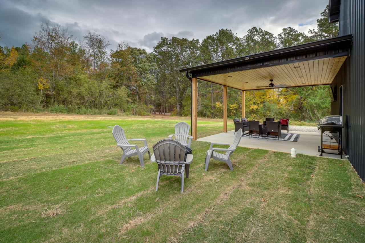 Chic Arkansas Retreat With Patio, Grill And Fire Pit! Villa Fairfield Bay Exterior photo